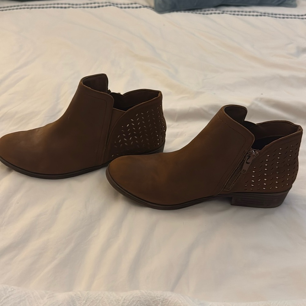 Brown barely worn size 3 Brown booties
